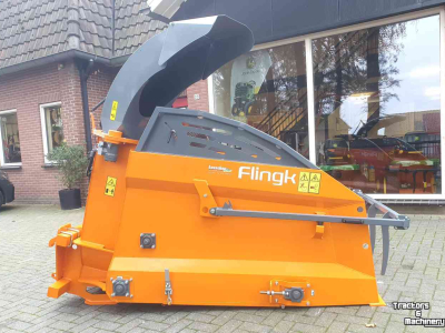 Straw spreader for boxes Flingk SHC