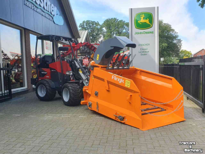 Straw spreader for boxes Flingk SHC