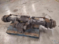 Used parts for tractors Massey Ferguson Dana 735/607 vooras defect