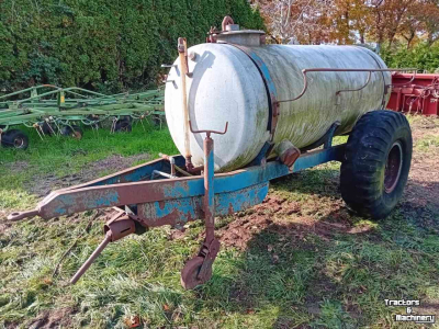 Other irrigation equipment and accessories  Watertank, waterwagen 2600 l. Diversen