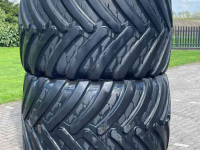 Wheels, Tyres, Rims & Dual spacers BKT 1050/50R32