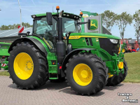 Tractor John Deere 6R215