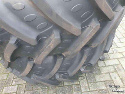 Wheels, Tyres, Rims & Dual spacers  Voor 420/70-R28 Achter 520/70-R38