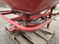 Fertilizer spreader Lely 2010 kunstmest strooier