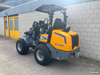 Wheelloader Giant G2700 HD+ mini schovel kniklader