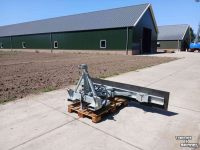 Rubber yard scraper Kemp Rubberschuif 2.70m hydraulisch zwenkbaar