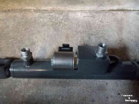 Diverse new spare-parts  D32/20-150 cilinder
