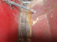 Sawdust spreader for boxes AG zaagselstrooier trekker