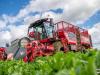 Sugar beet harvester Vervaet Q616
