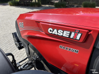 Tractor Case-IH IH Maxxum 135. Vooras en Cabine vering,