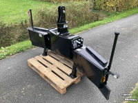 Front-bumper New Holland Trekkerbumper / Tractorbumper / Rubber schuif / Frontgewicht