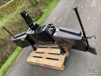 Front-bumper New Holland Trekkerbumper / Tractorbumper / Rubber schuif / Frontgewicht