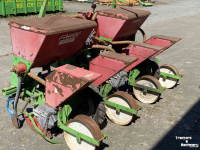 Seed drill  400