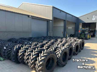 Wheels, Tyres, Rims & Dual spacers Galaxy 17.5l24      (460/70/24)