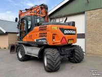 Excavator Doosan DX140w-5 met draaikantelstuk egcon