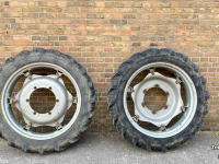 Wheels, Tyres, Rims & Dual spacers Kleber 9.5R32 + 12.4R46