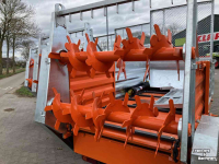 Manure spreader Agromet Jarmet N250-1  mest verspreider  meststrooier