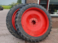 Tractor Fendt VERPLEGINGSWIELEN 300/95R52