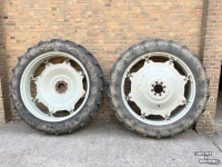 Wheels, Tyres, Rims & Dual spacers Kleber 9.5R32 EN 12.4R46