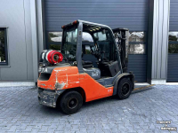 Forklift Toyota 02-8FGF30 / Toyota Tonero 30