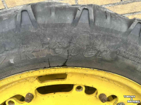 Wheels, Tyres, Rims & Dual spacers WDM 270/95R36