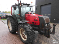 Tractor Valtra 6750