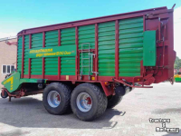 Self-loading wagon Strautmann Giga Vitesse III Duo Plus Opraapwagen