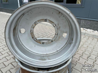 Wheels, Tyres, Rims & Dual spacers  Velg 28x14 cat 3 as CNH
