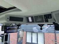 Tractor Claas Axion 870