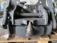 Used parts for tractors Massey Ferguson Hitch Massey Ferguson 7718 (S) Dyna- 6 & Dyna- VT