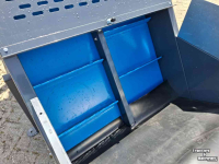 Elevator conveyor  Michalak nieuwe opvoerelevator