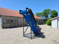 Elevator conveyor  Michalak nieuwe opvoerelevator