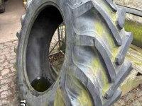 Wheels, Tyres, Rims & Dual spacers Vredestein 16.9 R 34