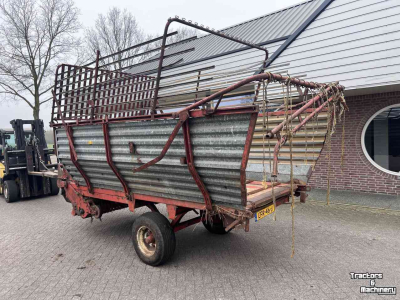 Self-loading wagon Strautmann LB 21 opraapwagen