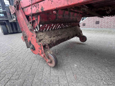 Self-loading wagon Strautmann LB 21 opraapwagen