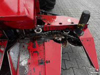 Forage-harvester PZ-Vicon MH180S Quattro maishakselaar