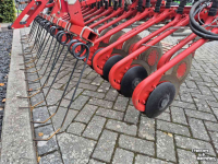 Seed drill Kverneland DA pneumatische zaaimachine