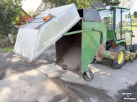 Horticultural Tractors John Deere 855 Diesel met maaidek en cabine