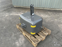 Used parts for tractors  450 KG