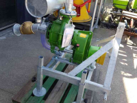 Irrigation pump Rovatti Aftakaspomp T3K80-2E op bok