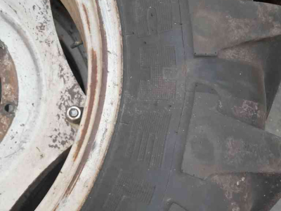 Wheels, Tyres, Rims & Dual spacers Michelin 14.9R38 + 13.6R28