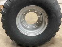 Wheels, Tyres, Rims & Dual spacers Vredestein 500/50-17