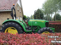 Tractor John Deere 5065E 4WD