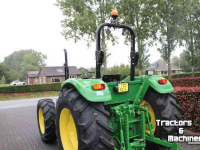 Tractor John Deere 5065E 4WD
