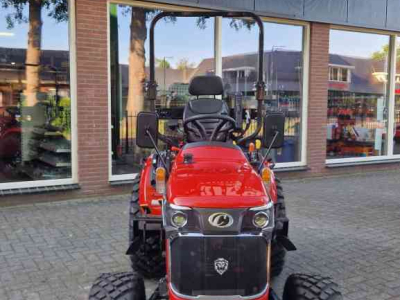 Horticultural Tractors Captain D263H