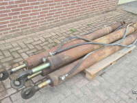 Diverse used spare-parts  4x dubbelwerkende cilinders