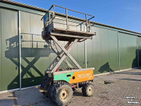 Articulated platforms Shibaura ruwterrein hoogwerker