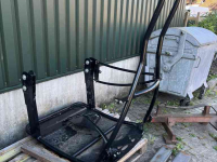 Other earthmoving and heavy equipment and accessories Giant Cabineframe, frame, rolbeugel, diversen
