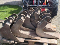 Excavator buckets Matt Nielen CW05 graafbakken / bakken / brede bak / dieplepelbak / banaanbak