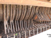 Self-loading wagon Strautmann Super Vitesse opraapwagen ladewagen rotor invoerwals 8-wielig tandem onderstel